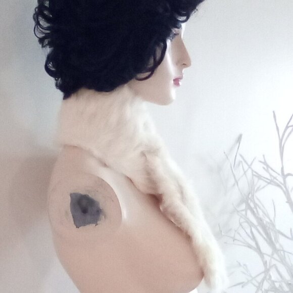 VTG Rabbit Fur Scarf/  VTG Long White Gloves/ HL Fur Clutch - Picture 9 of 9